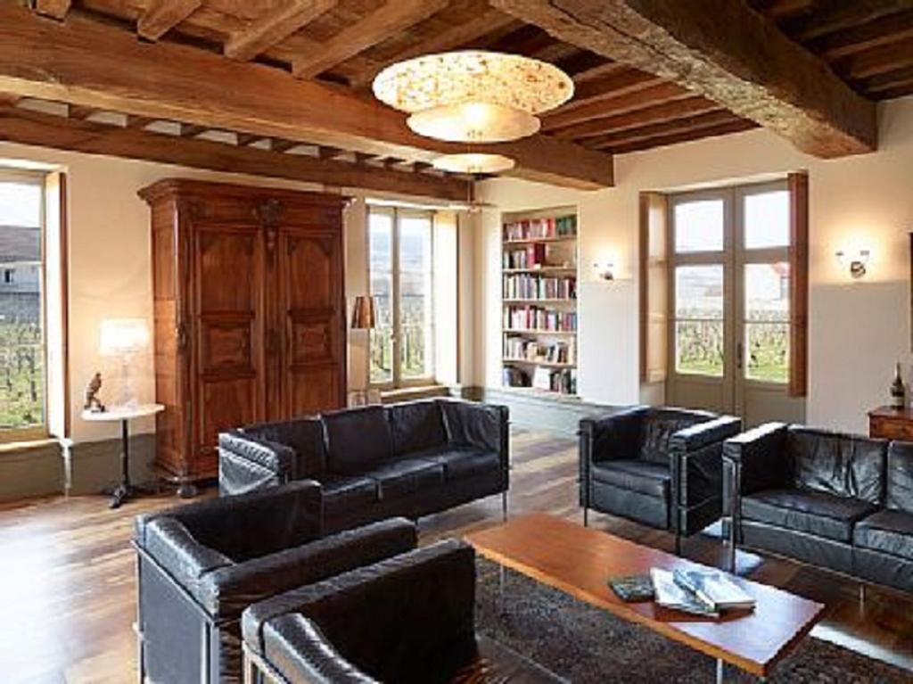 풀리그니몽트라솃 Le Vieux Chateau 빌라 외부 사진